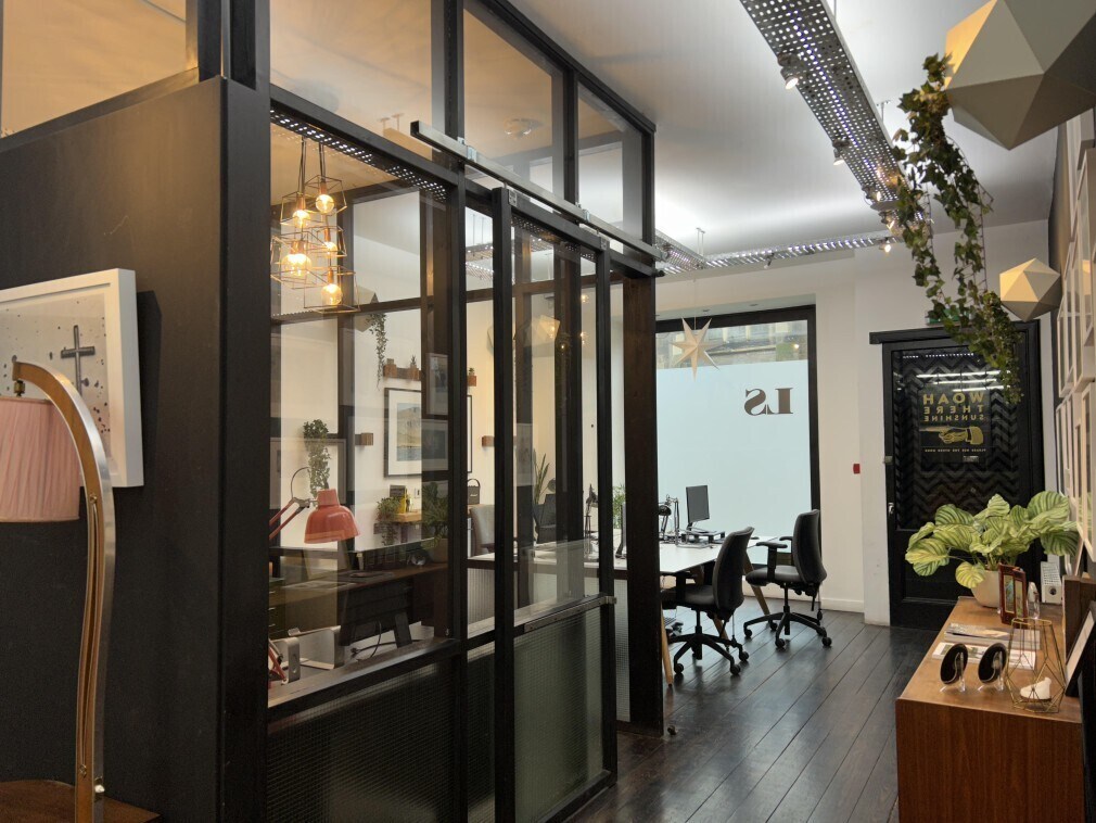 103-109 Constitution St, Edinburgh à louer Photo de l’immeuble– Image 1 sur 11