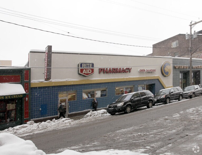 209 Atwood St, Pittsburgh, PA à louer - Photo principale – Image 3 sur 4
