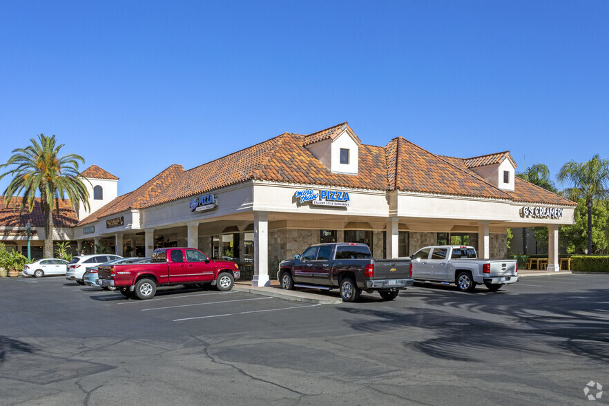 2003-2035 W Bullard Ave, Fresno, CA à louer - Photo de l’immeuble – Image 3 sur 5