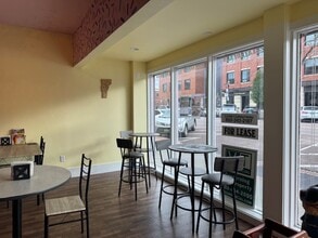 84 N Main St, Saint Albans, VT à louer Photo intérieure– Image 1 sur 8