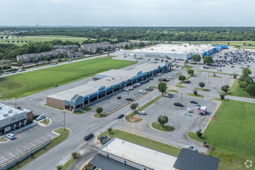 6406-6450 S Elm Pl, Broken Arrow, OK à louer - Aérien – Image 2 sur 6