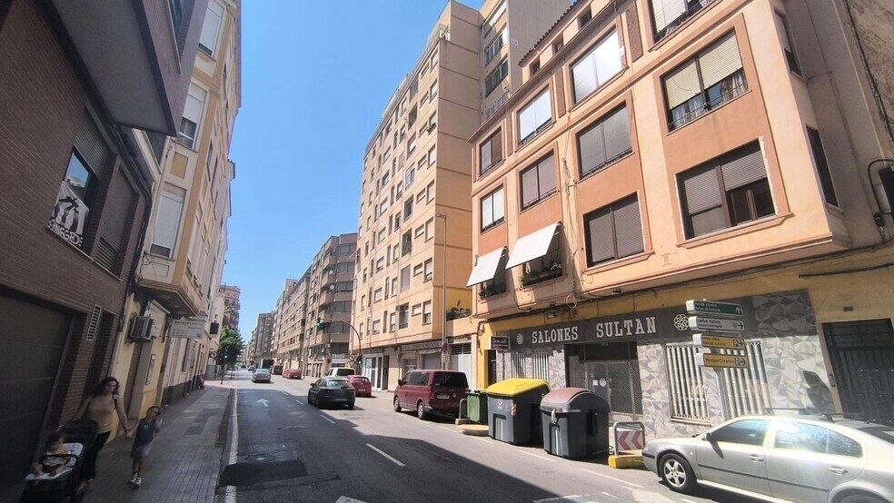 Carrer Orfebres Santalínea, 11, Castelló de la Plana, Castellón à vendre - Photo de l’immeuble – Image 2 sur 10