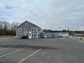 43 Harrys Dr, Brunswick, ME à louer Photo intérieure– Image 1 sur 9