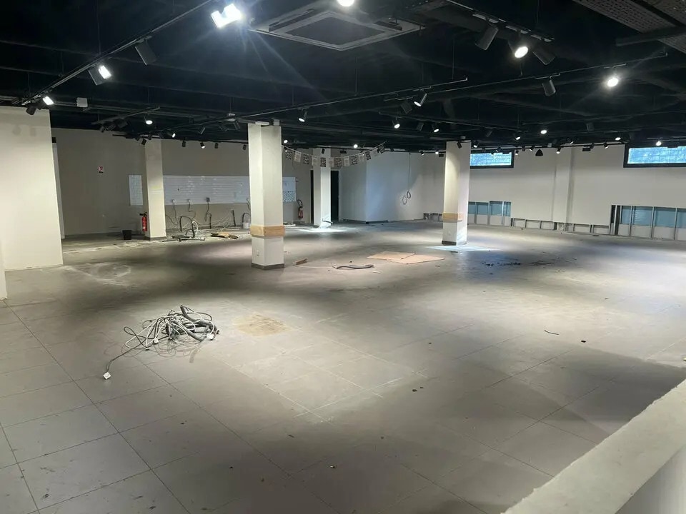 Local commercial dans Istres à louer Photo intérieure– Image 1 sur 11