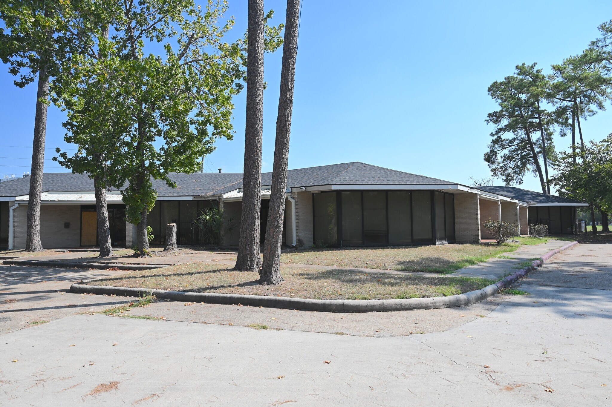 14423 Cornerstone Village Dr, Houston, TX à vendre Photo de l’immeuble– Image 1 sur 24