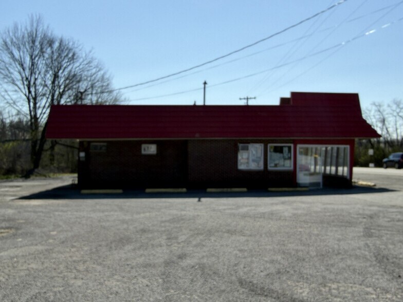 1745 N Main Street Ext, Butler, PA à vendre - Photo de l’immeuble – Image 2 sur 4