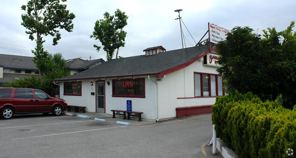 3378 Monterey Hwy, San Jose, CA à louer - Photo de l’immeuble – Image 3 sur 4