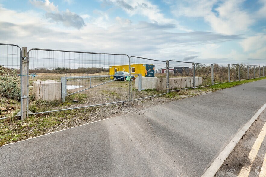 Newstead Rd, Widnes à louer - Photo de l’immeuble – Image 3 sur 7