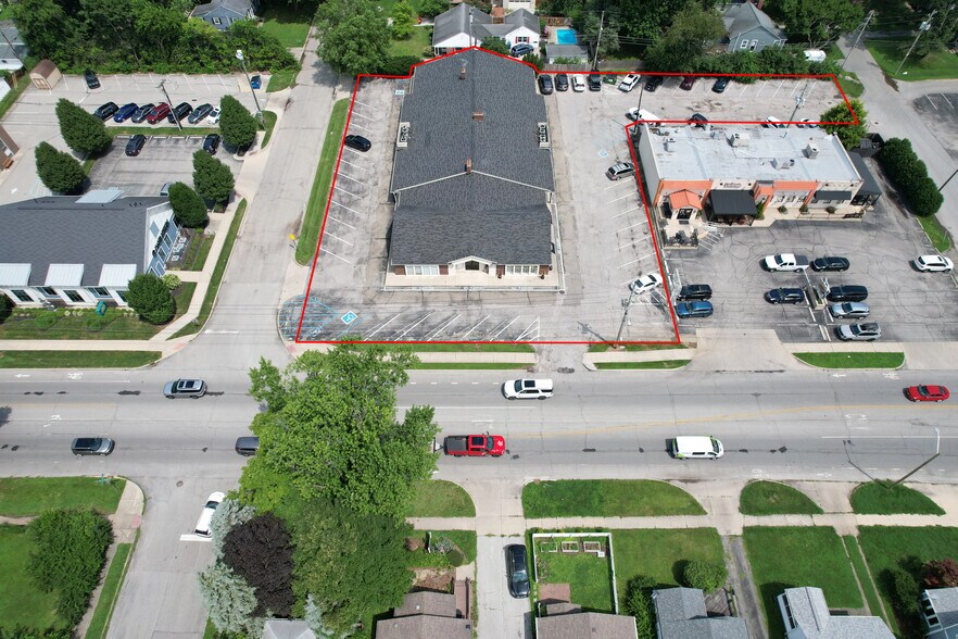 1810 Broad Ripple Ave, Indianapolis, IN à vendre - Photo de l’immeuble – Image 3 sur 7