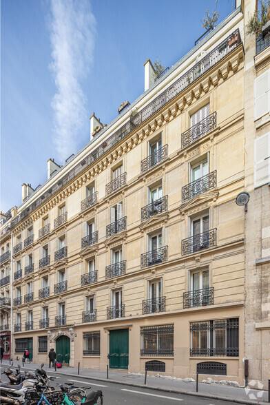 Bureau dans Paris à louer - Photo de l’immeuble – Image 2 sur 2