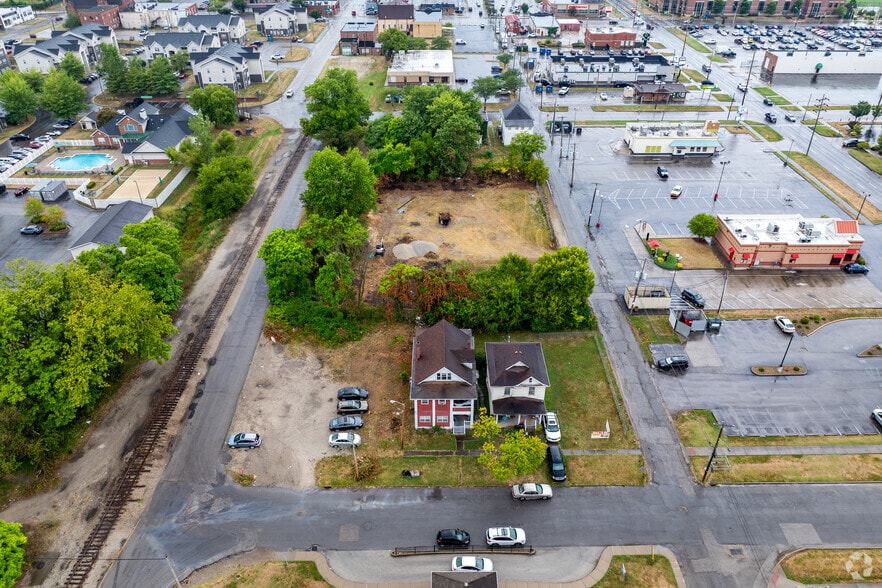 2151 5th Ave REAR, Huntington, WV à louer - Aérien – Image 3 sur 11