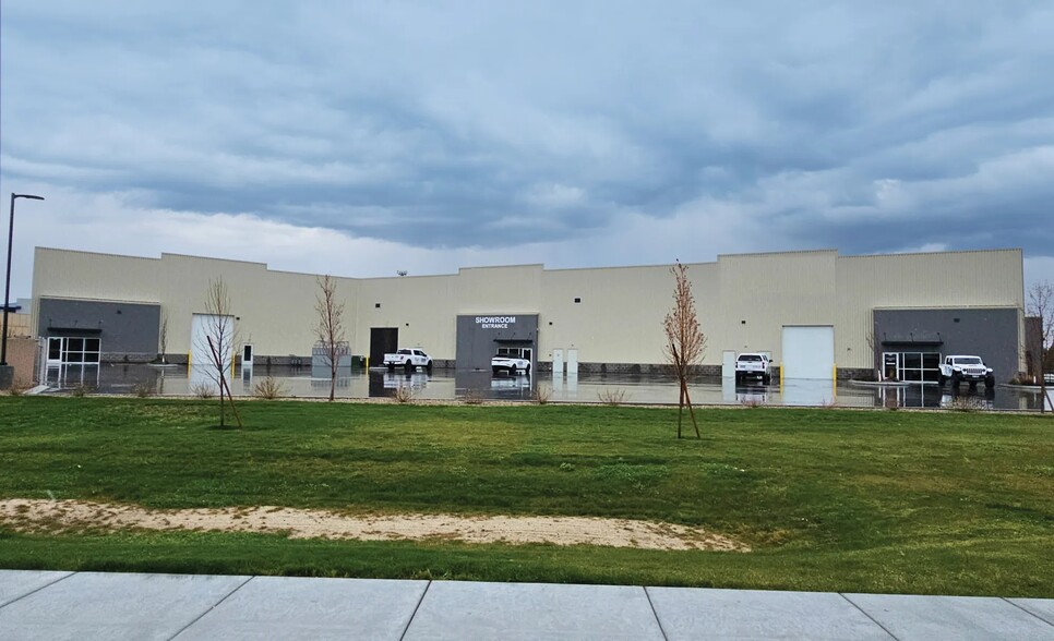 3410 W Nelis Dr, Meridian, ID à vendre - Photo de l’immeuble – Image 1 sur 9