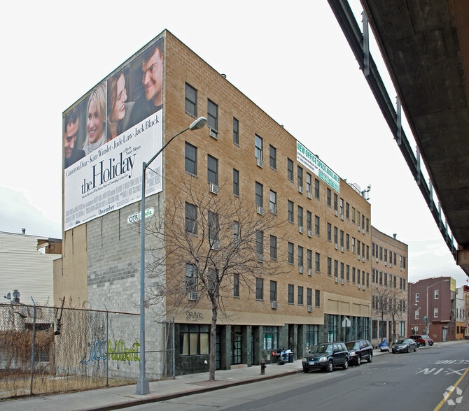 657-669 Meeker Ave, Brooklyn, NY à louer - Photo de l’immeuble – Image 2 sur 21