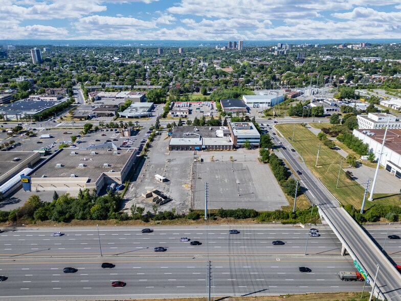 400 Coventry Rd, Ottawa, ON à louer - Photo de l’immeuble – Image 3 sur 6