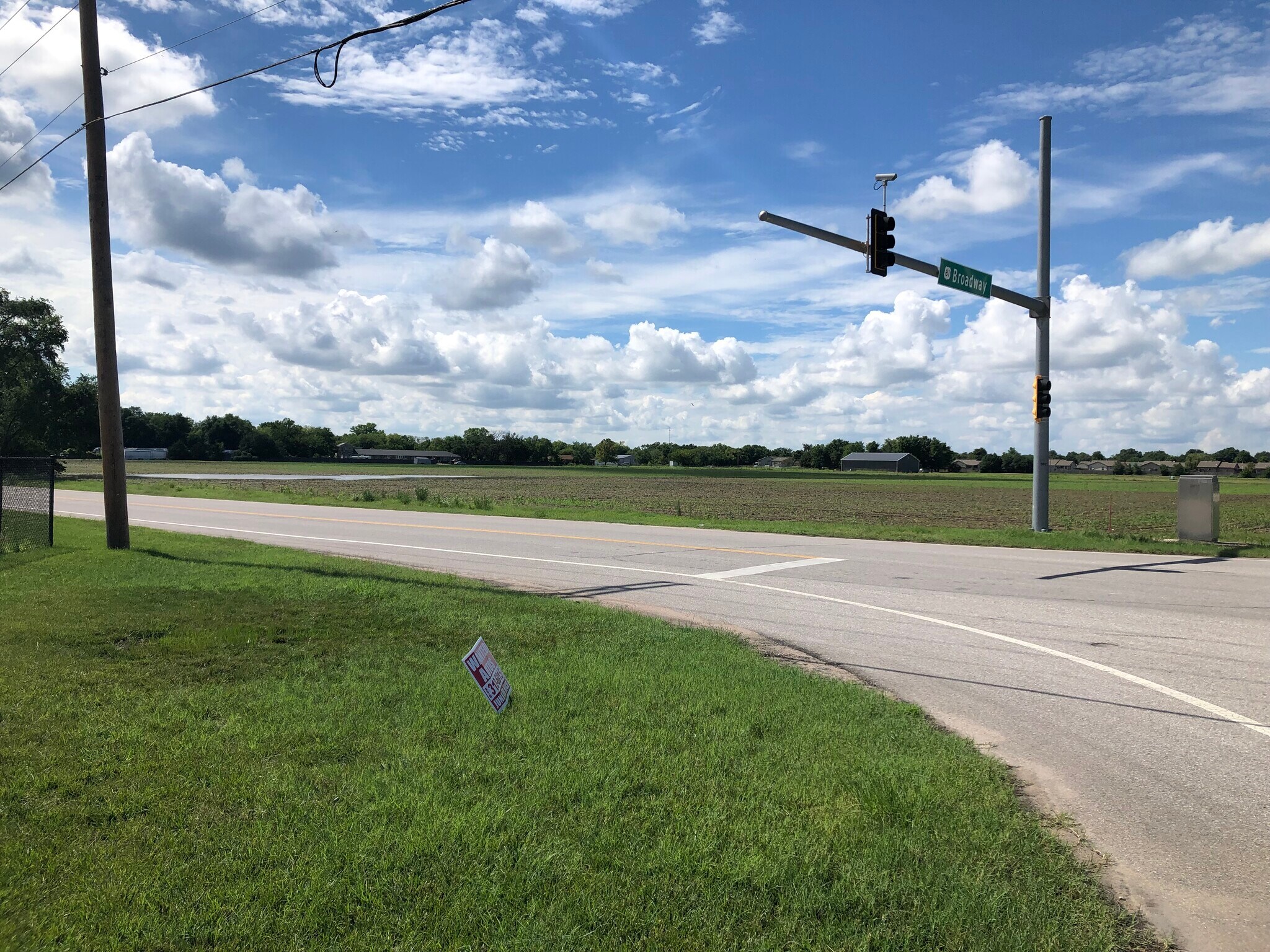 7945 Broadway, Haysville, KS à vendre Photo de l’immeuble– Image 1 sur 5