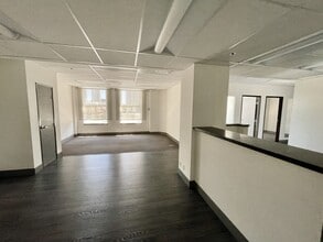 233 A St, San Diego, CA à vendre Photo intérieure– Image 1 sur 5