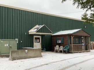 Plus de détails pour 49 Industrial Park Rd, Keeseville, NY - Industriel/Logistique à louer