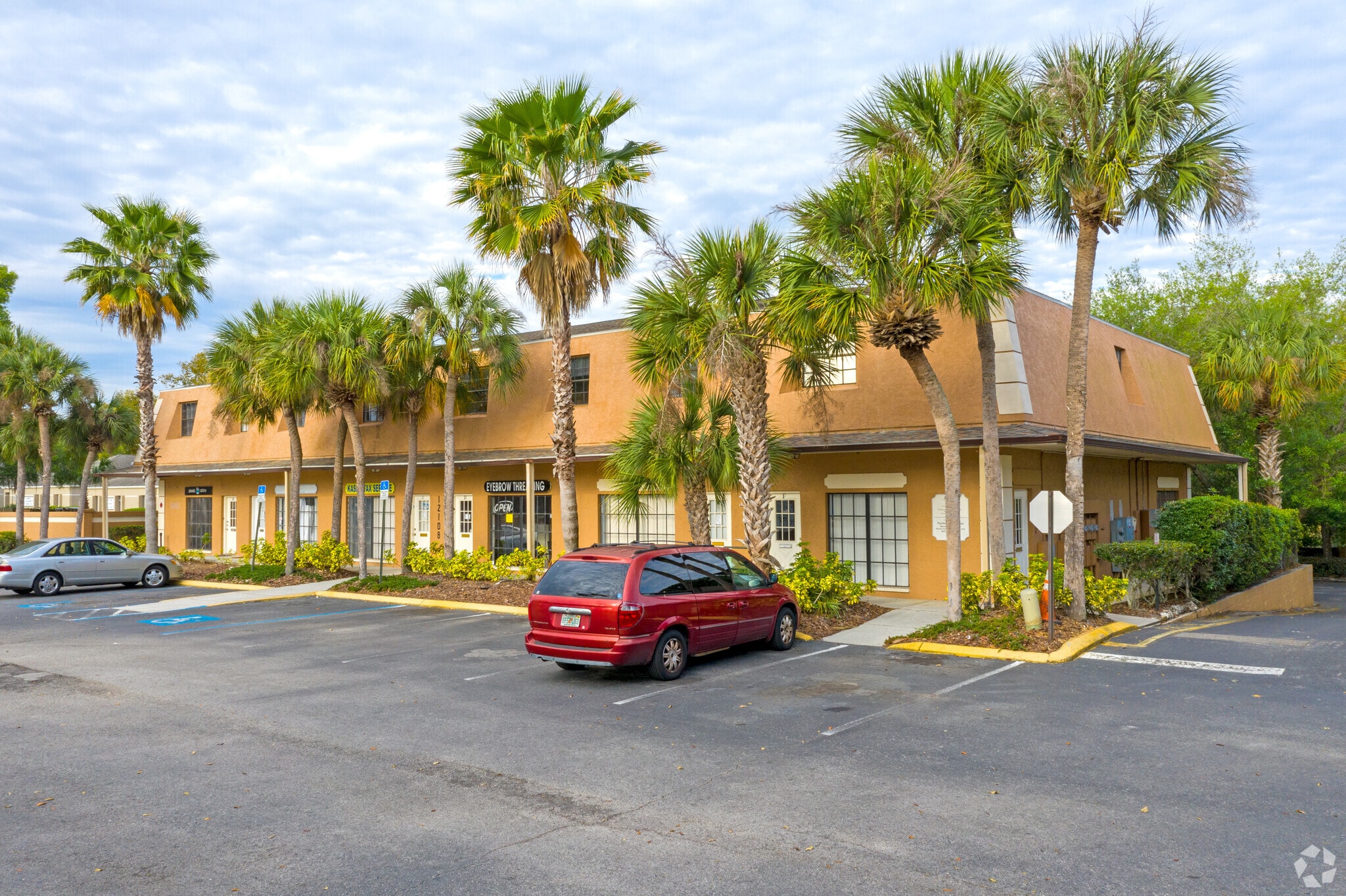 12108 N 56th St, Temple Terrace, FL à louer Photo principale– Image 1 sur 4