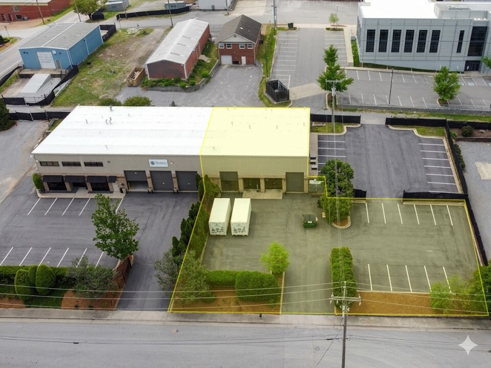 2317-2319 Grandview Ave, Nashville, TN à louer Photo de l’immeuble– Image 1 sur 3