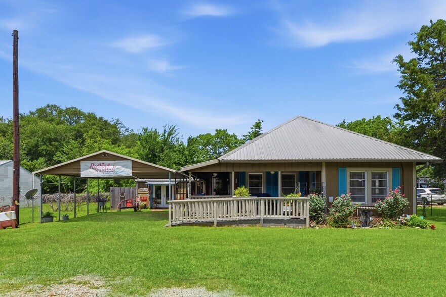 9282 State Highway 75 S, New Waverly, TX à vendre - Photo de l’immeuble – Image 3 sur 65