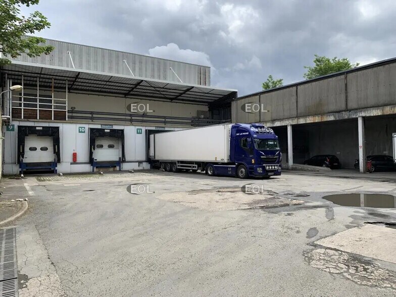 Industriel/Logistique dans Thiais à louer - Photo de l’immeuble – Image 3 sur 11