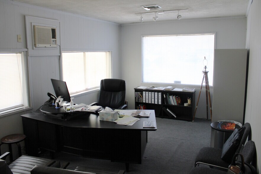 3701 Vegas Dr, Las Vegas, NV à vendre - Photo de l’immeuble – Image 3 sur 7