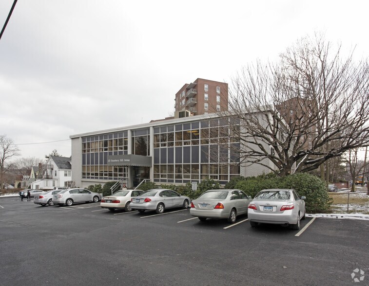 125 Strawberry Hill Ave, Stamford, CT à vendre - Photo de l’immeuble – Image 2 sur 2