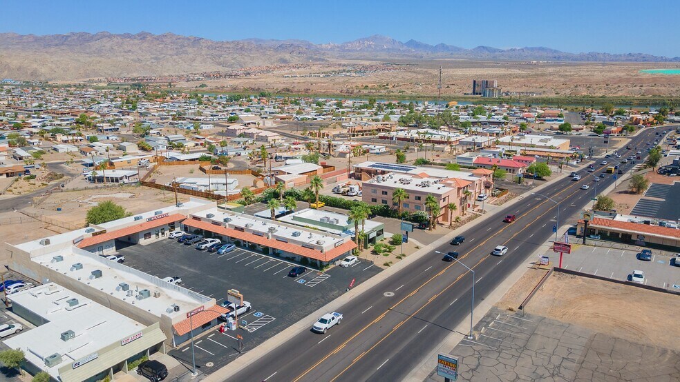 2065 Highway 95, Bullhead City, AZ à louer - Photo de l’immeuble – Image 3 sur 5