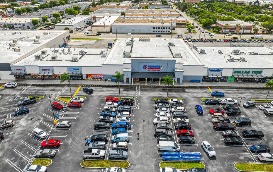 3250 W 18th St, Hialeah, FL à louer - Photo de l’immeuble – Image 3 sur 25