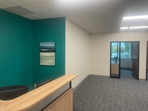 7100 Northland Cir N, Brooklyn Park, MN à louer Photo intérieure– Image 2 sur 4