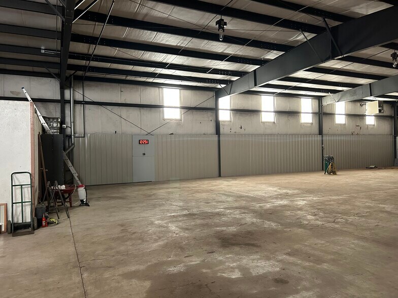 3008 Louis Sherman Dr, Steger, IL à vendre - Photo de l’immeuble – Image 2 sur 4