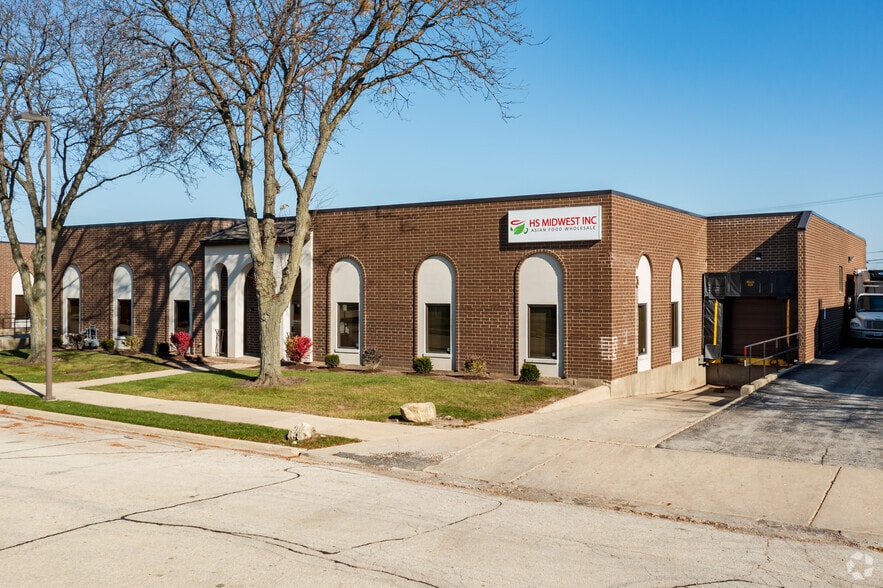187-191 Stanley St, Elk Grove Village, IL à louer - Photo de l’immeuble – Image 1 sur 5