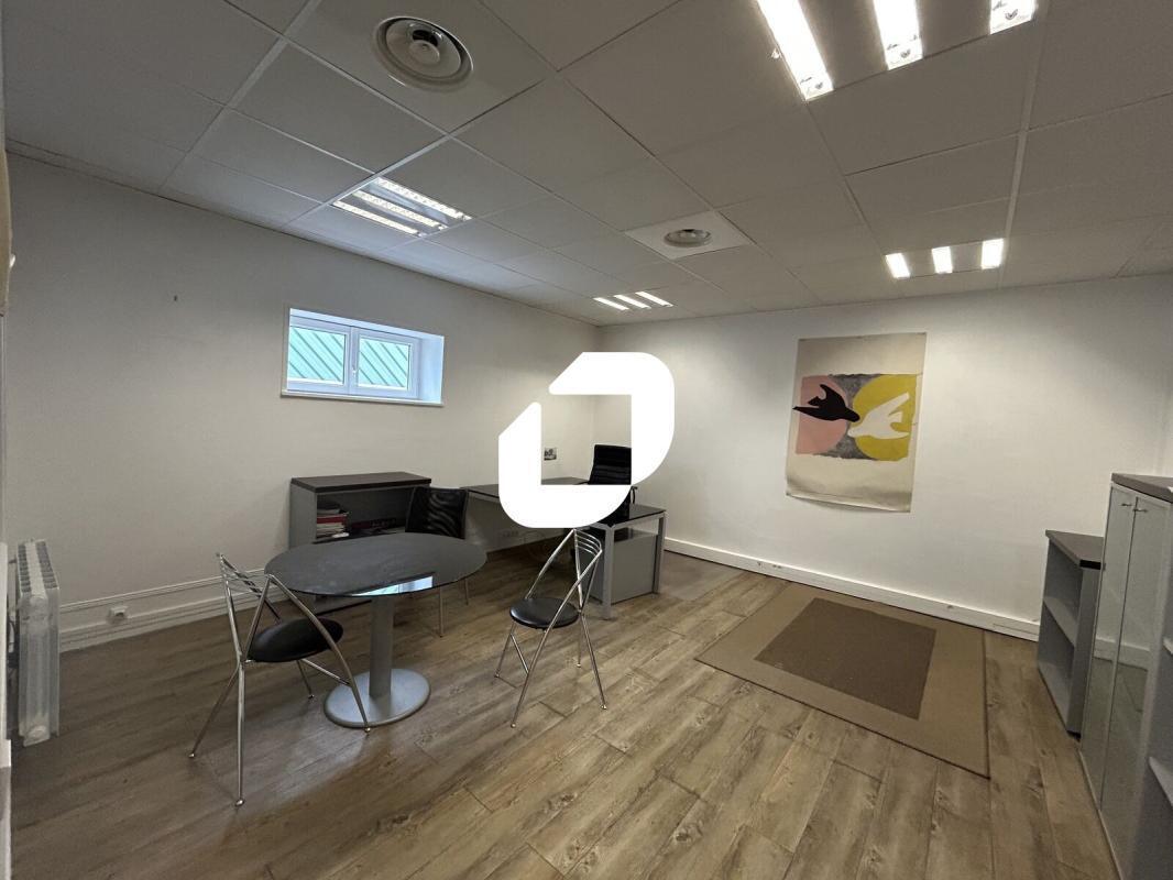 Bureau dans Fontenay-sous-Bois à louer Photo intérieure– Image 1 sur 11