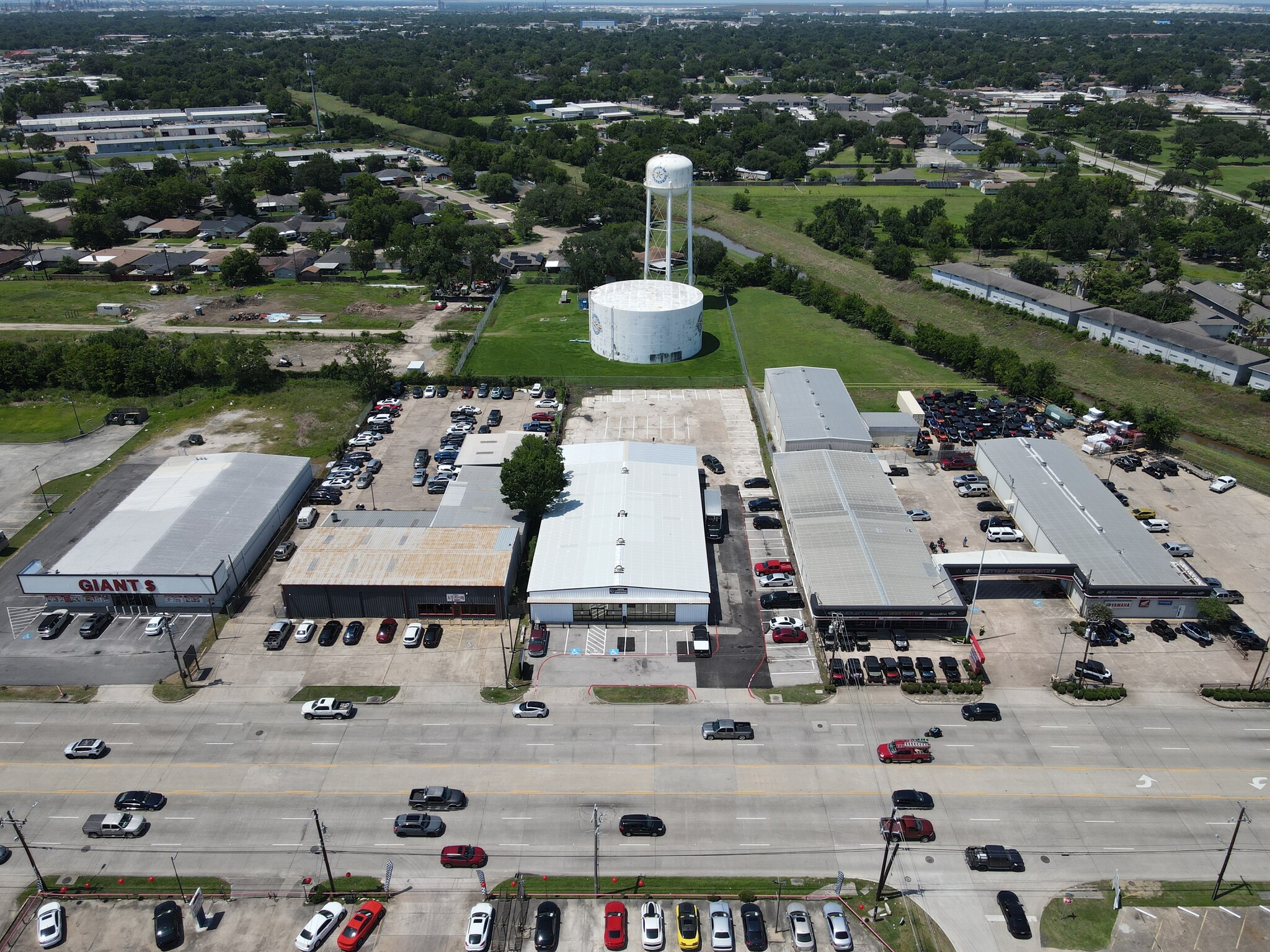 2825 Spencer Hwy, Pasadena, TX à vendre Photo de l’immeuble– Image 1 sur 4