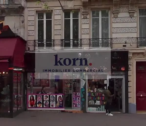 Local commercial dans Paris à vendre - Photo de l’immeuble – Image 1 sur 1