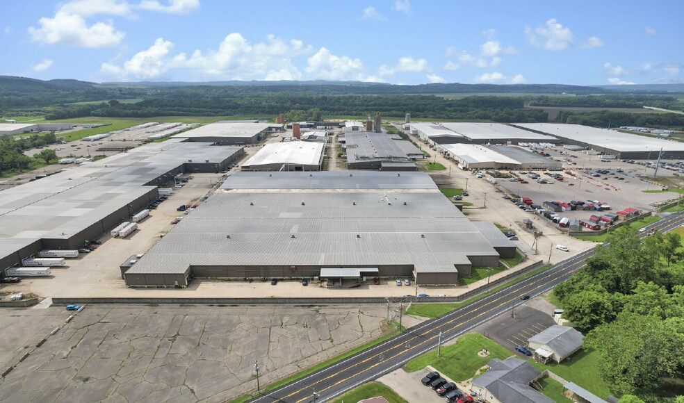 OLD STATE ROUTE 23, Waverly, OH à vendre - Photo de l’immeuble – Image 2 sur 4