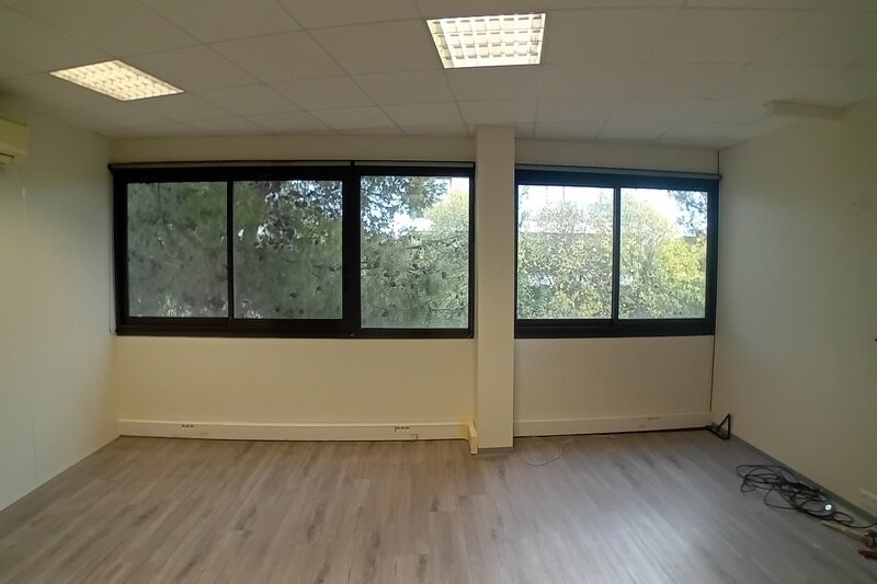 Bureau dans Pérols à louer - Photo de l’immeuble – Image 3 sur 12