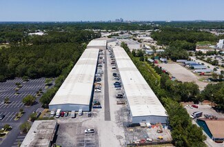 Plus de détails pour 3811 University Blvd W, Jacksonville, FL - Industriel/Logistique à louer