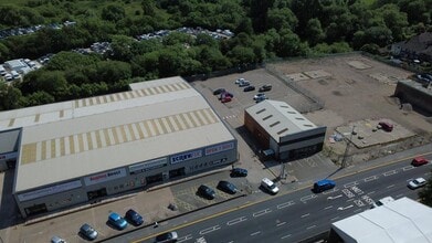 712 Leek Rd, Stoke On Trent à louer Photo de l’immeuble– Image 1 sur 9