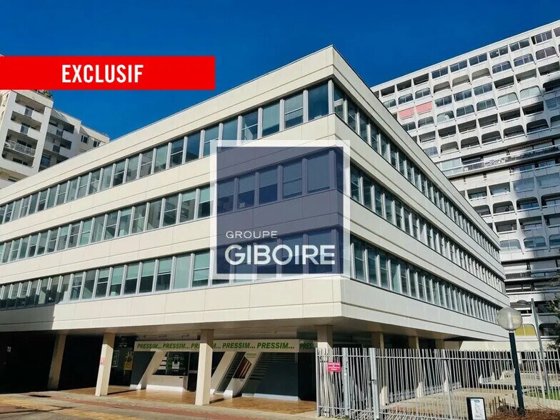 1 Place Maréchal Juin, Rennes à louer - Photo de l’immeuble – Image 1 sur 9
