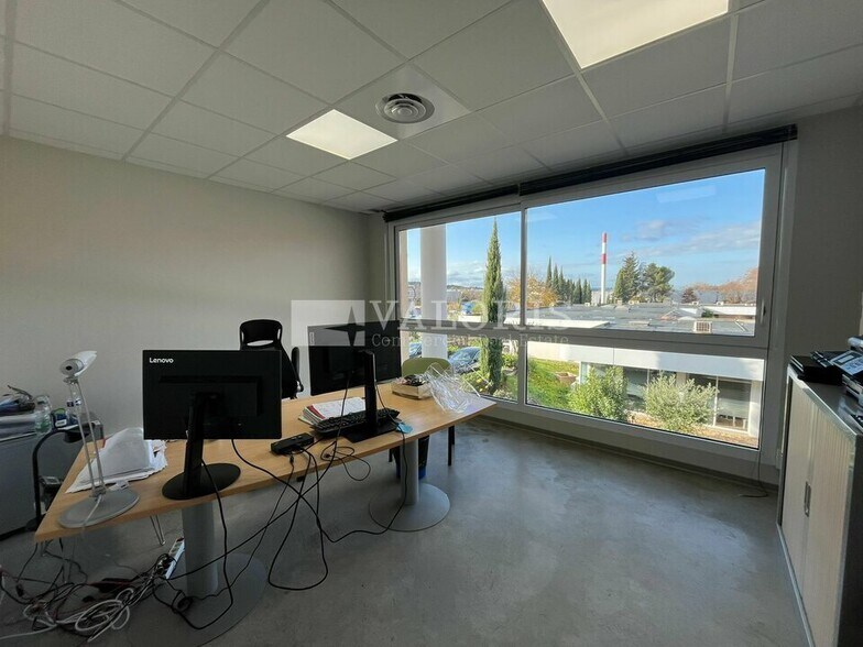 21 Avenue Lamartine, Les Pennes-Mirabeau à louer - Photo de l’immeuble – Image 3 sur 31