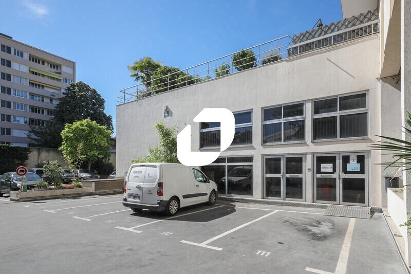 37 Avenue De La Marne, Montrouge à louer - Photo de l’immeuble – Image 2 sur 14