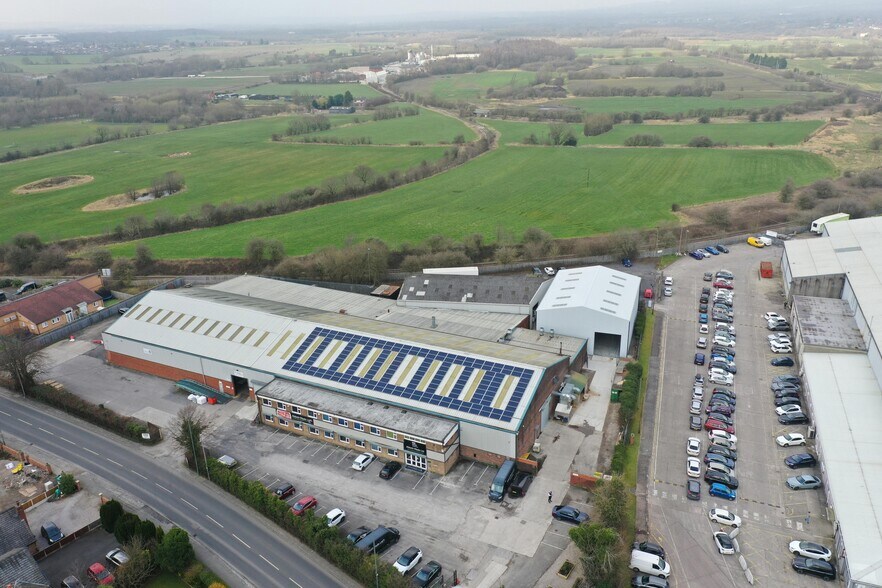 Ashton Rd, Warrington à louer - Photo de l’immeuble – Image 3 sur 12