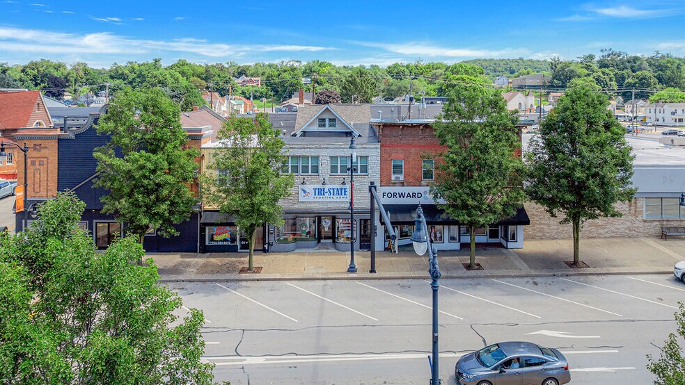 9 Unit Portfolio In New Brighton, PA portefeuille de 2 biens à vendre sur LoopNet.fr - Photo de l’immeuble – Image 1 sur 77