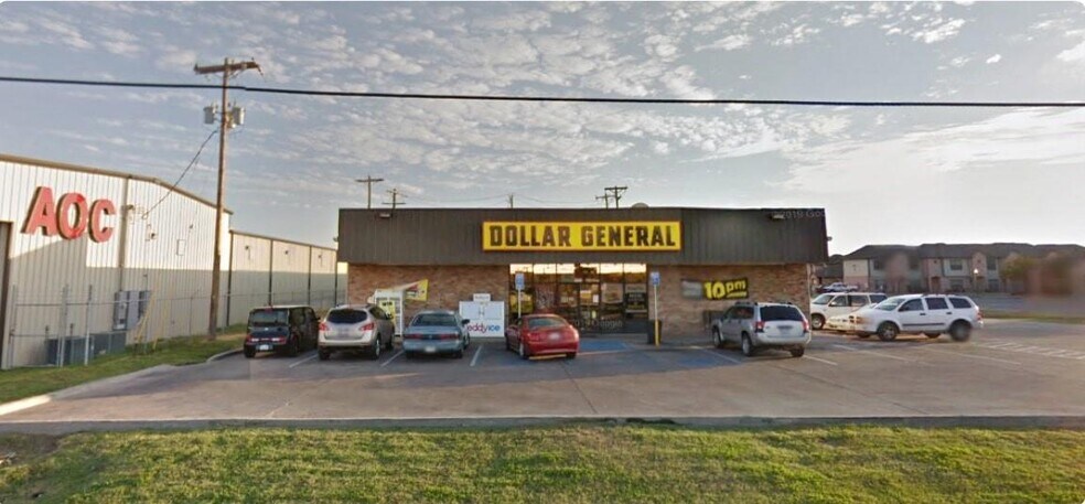 3353 Clark Blvd, Laredo, TX à vendre - Photo de l’immeuble – Image 2 sur 7