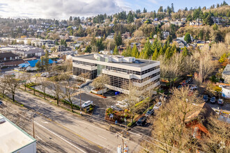 6915 SW MacAdam Ave, Portland, OR - VUE AÉRIENNE  vue de carte