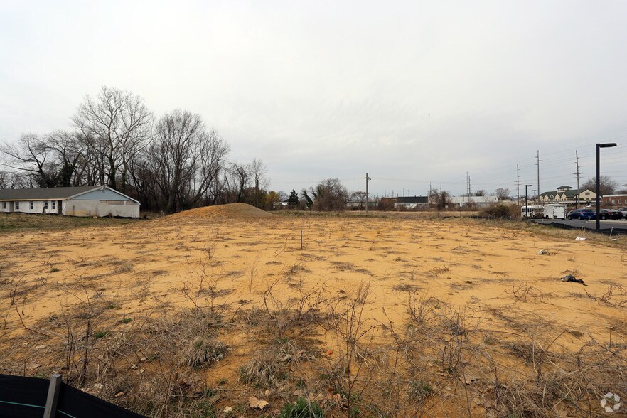 655 W North St, Dover, DE à louer - Photo principale – Image 1 sur 4