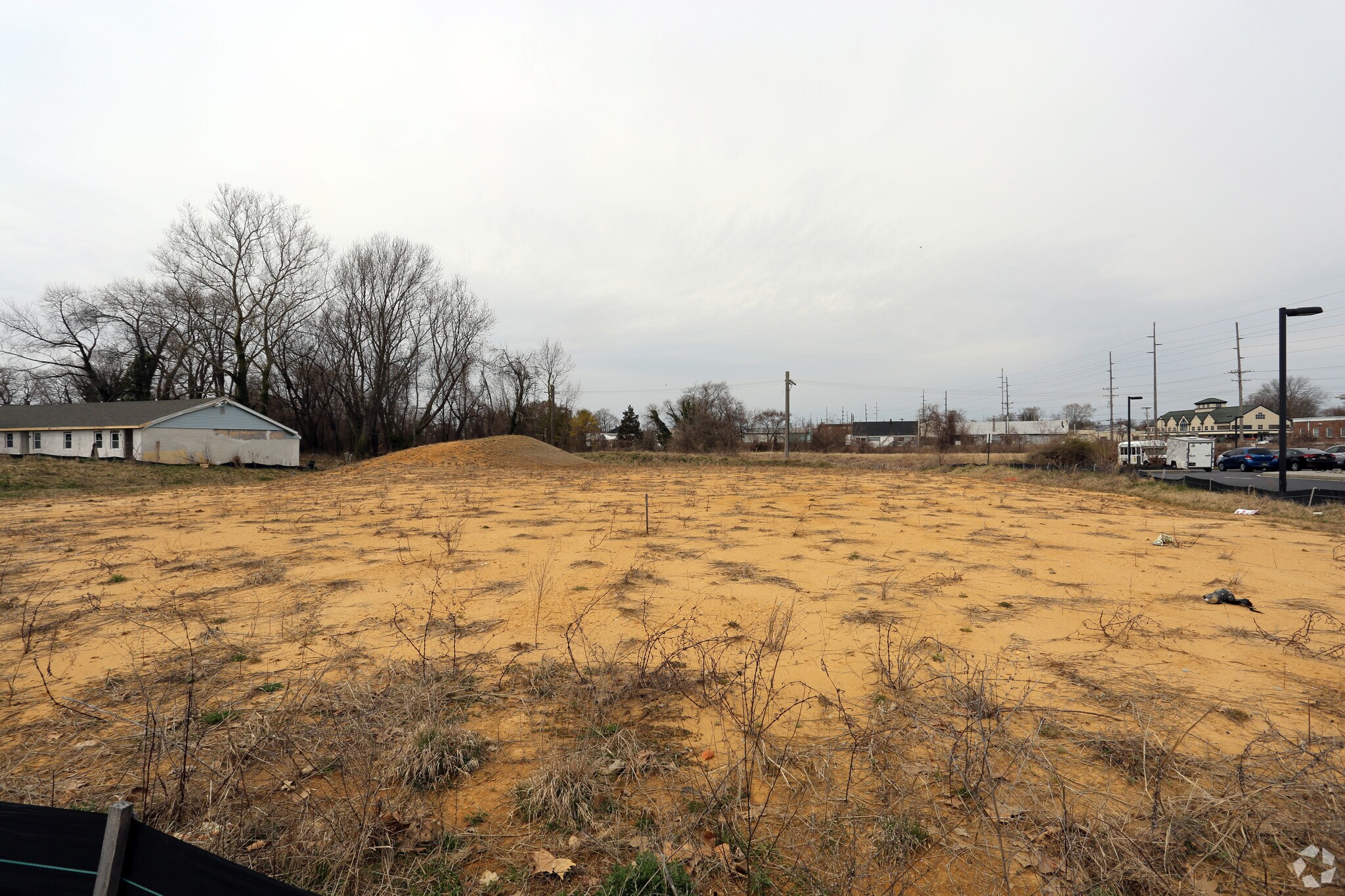 655 W North St, Dover, DE à louer Photo principale– Image 1 sur 5