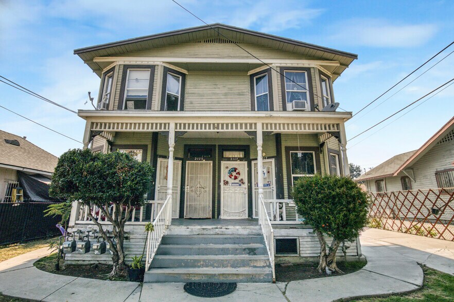 2105 Keith St, Los Angeles, CA à vendre - Photo de l’immeuble – Image 3 sur 17