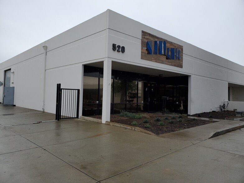 520 Jamie Ave, La Habra, CA à louer - Photo de l’immeuble – Image 2 sur 13